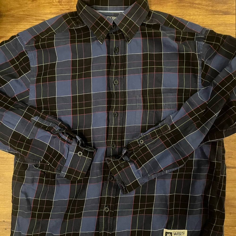 RoundTree & Yorke Varsity Blue and Black Plaid Button-Down Shirt